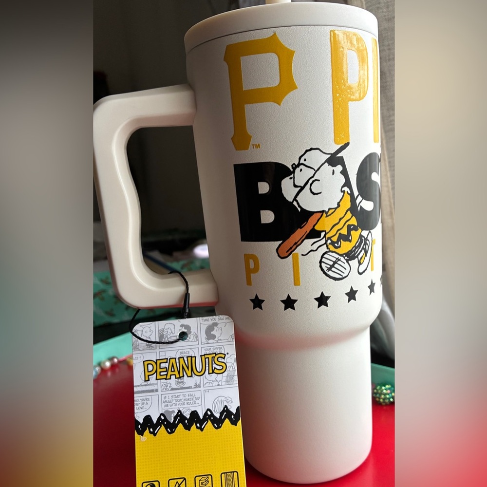 Peanuts White and Yellow Mug with Black Graphics 24oz. - Picture 5 of 12